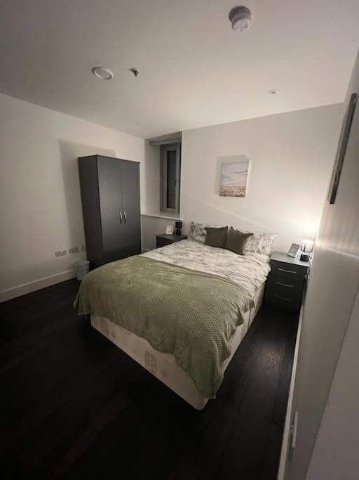 Appartamento Lovely Sleep 8 Flat 20 Mins Bp153 Londra