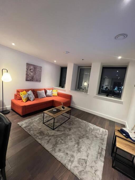Appartamento Lovely Sleep 8 Flat 20 Mins Bp153 Londra